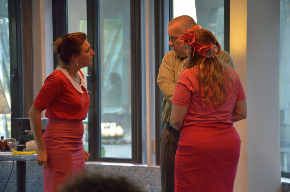 Impressie 24 voorstelling De Laatste Avond  & Gif  & Noorderzon 