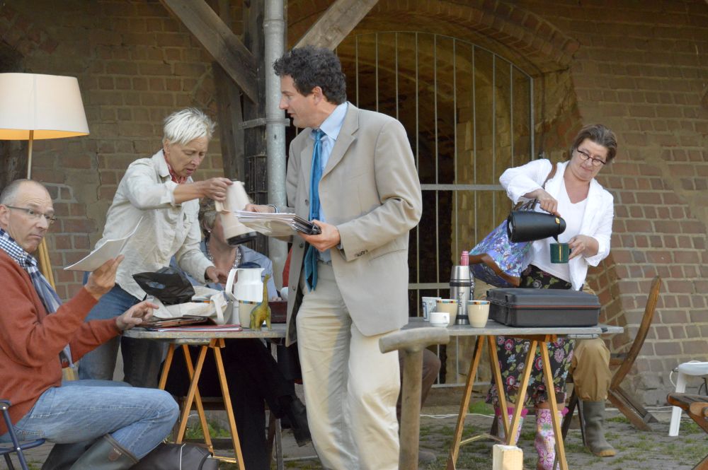 Impressie 18 van voorstelling: Diplodocus Deks