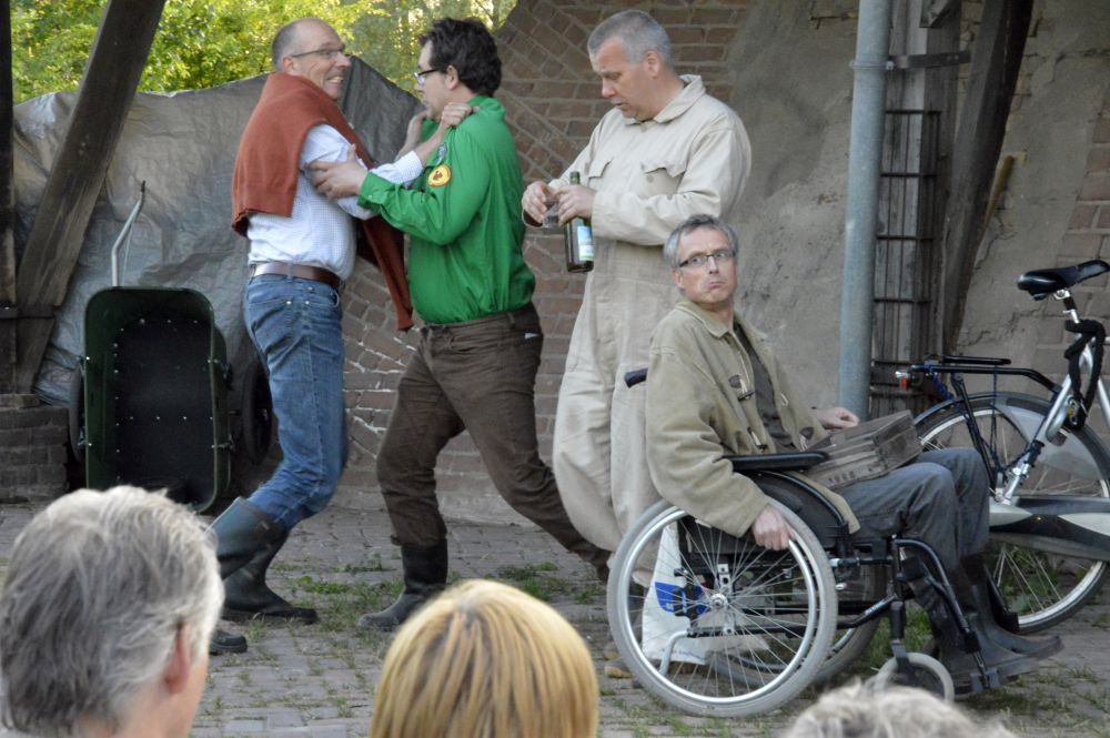 Impressie 24 van voorstelling: Diplodocus Deks