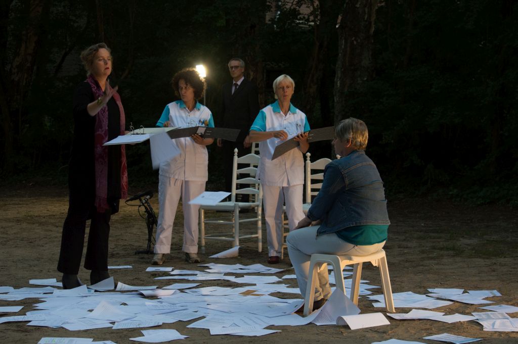 Impressie 6 van voorstelling: Lucy - een monst